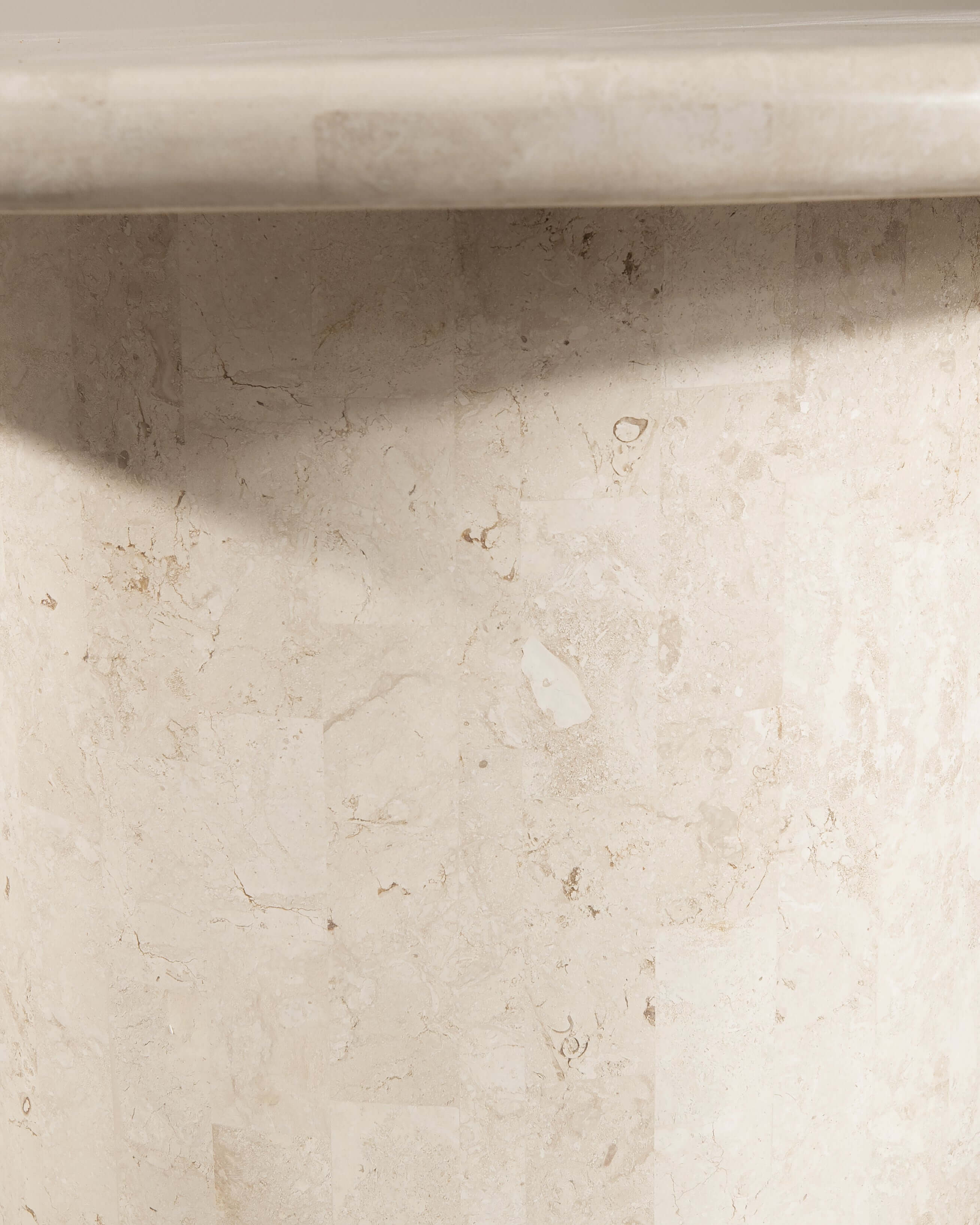 Paradis Round Dining Table | 130cm | Spanish Beige Marble - Image 7